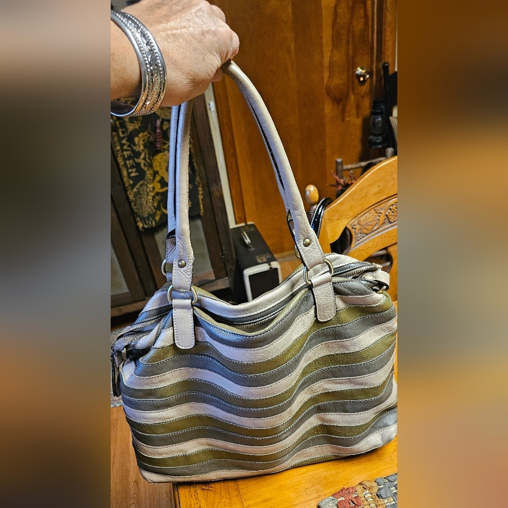 Striped IL Duca Gray and Cream Leather Made In Italy Women's Handbag